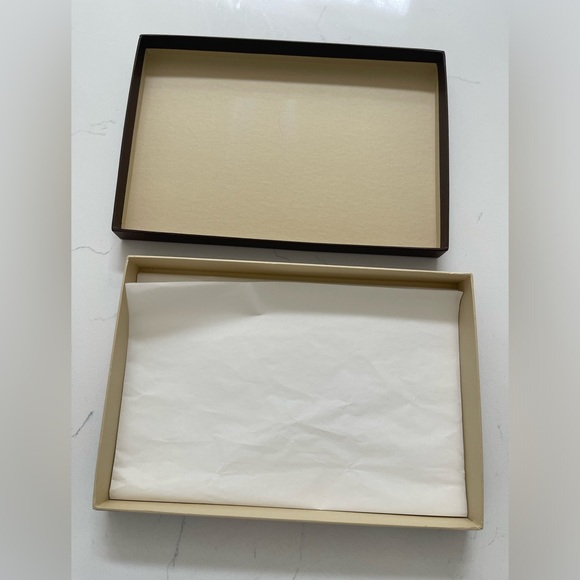 Brown Louis Vuitton empty Box. Size 11 1/4 x 7 1/2 - Picture 6 of 8